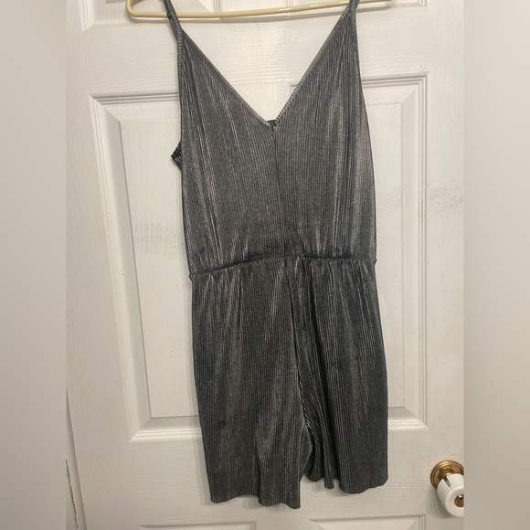 Silver romper - Picture 1 of 3